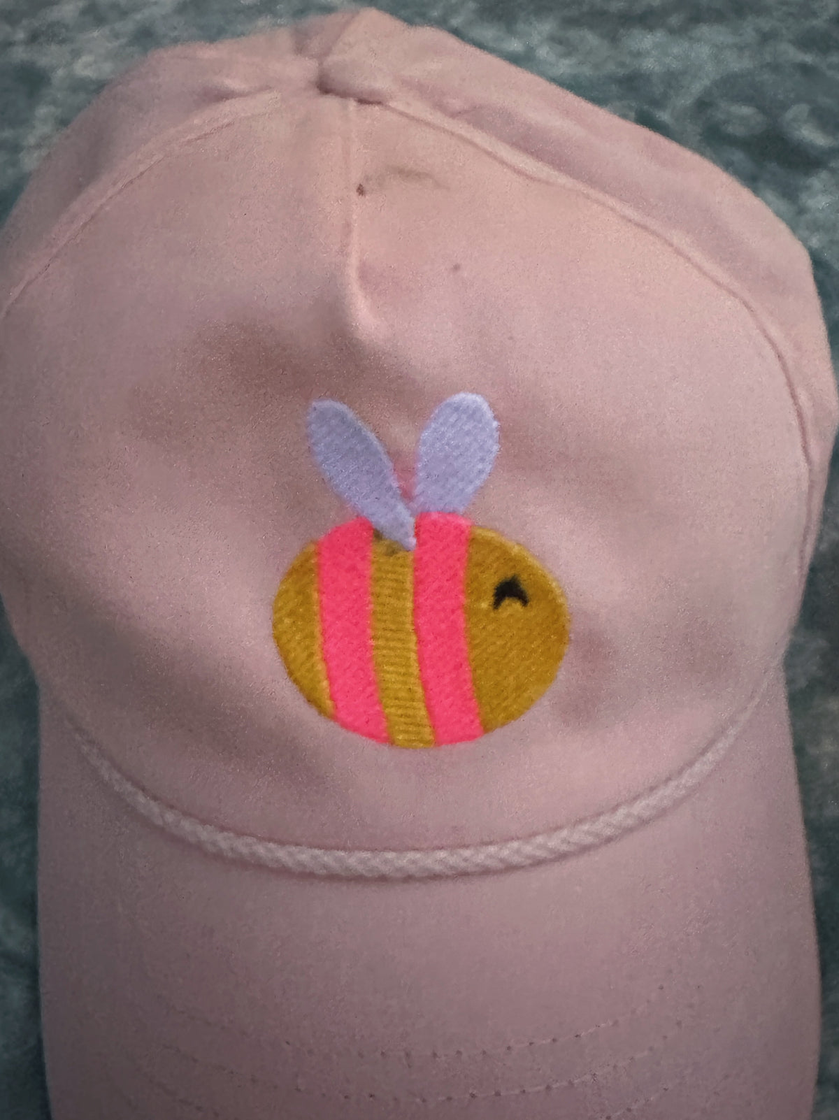 Bee Cap